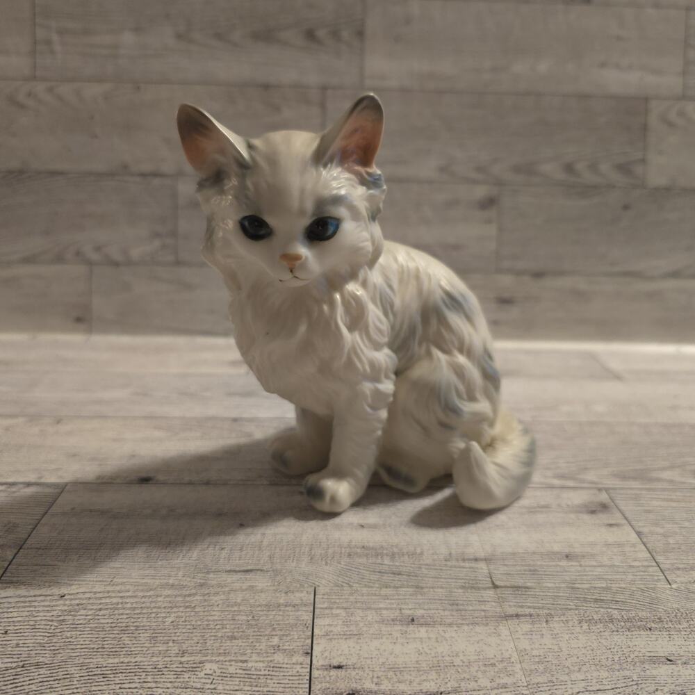 Lefton White Persian Cat Figurine Blue Eyes Japan #1514 5.5"‎ Tall Vintage